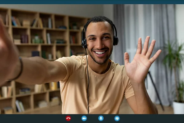 Web Conference Happy Arab Freelancer Man Headset Making Video Call — Stock Photo, Image