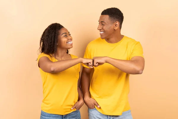 Partnership Collaboration Work Team Smiling Black Man Woman Making Fist — Stock Photo, Image