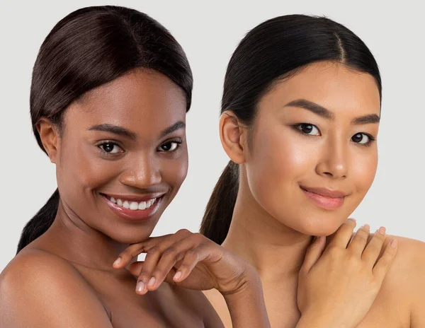 Afro Amerikaanse Aziatische Jonge Halfnaakte Mooie Vrouwen Glimlachen Grijze Studio — Stockfoto