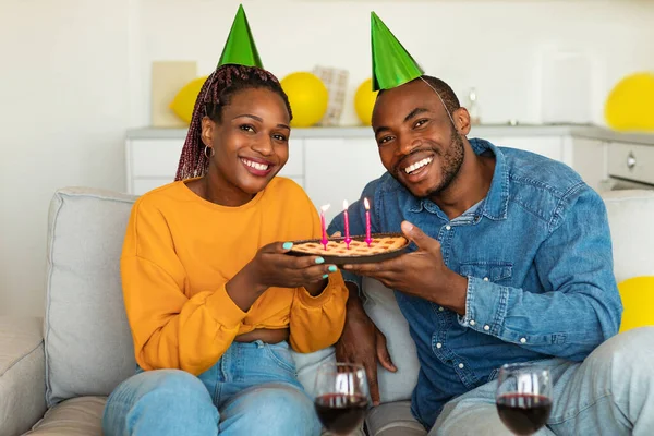 Portrait Black Couple Party Hats Holding Handmade Pie Lit Candles — Stock Photo, Image