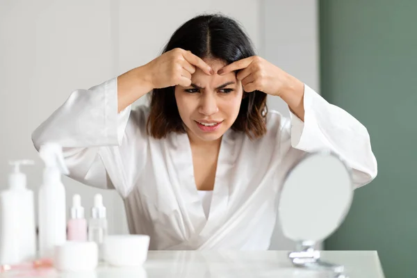 Irritated Young Middle Eastern Woman White Silk Bathrobe Suffering Acne — Stock Photo, Image