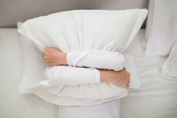 Top View Woman Wearing Pajamas Lying Bed Holding White Pillow — Zdjęcie stockowe