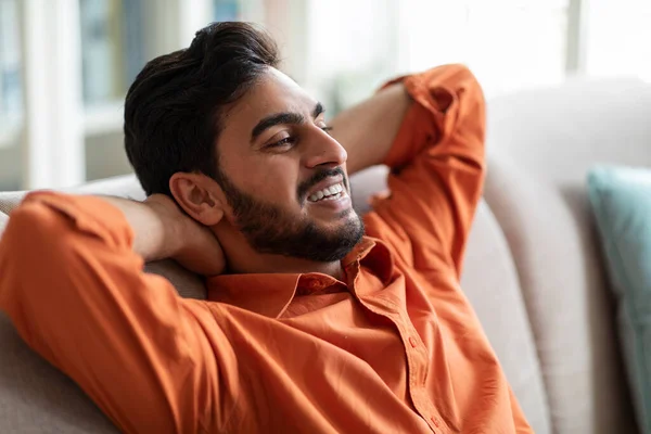 Closeup Relaxed Happy Cheerful Attractive Young Middle Eastern Guy Chilling — Stockfoto