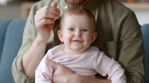 Happy Family Close Portrait Adorable Little Baby Girl Laughing Camera — Wideo stockowe