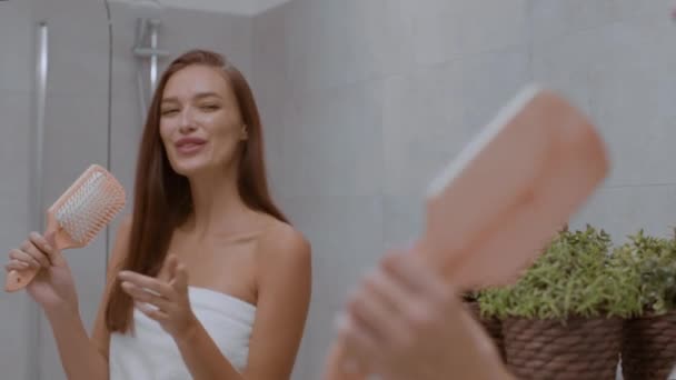 Carefree Bath Procedures Shoulder Portrait Young Happy Woman Wrapped Towel — стоковое видео