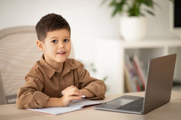 Happy Small European Boy Sit Table Studying Drawing Laptop Room — Stock Photo, Image
