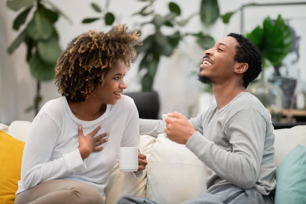 Happily Married Young African American Couple Homewear Sitting Couch Living — Stockfoto