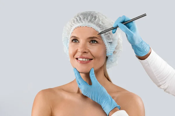 Plastic Surgery Face Lifting Middle Aged Woman Doctor Hands Wearing — Stock Photo, Image