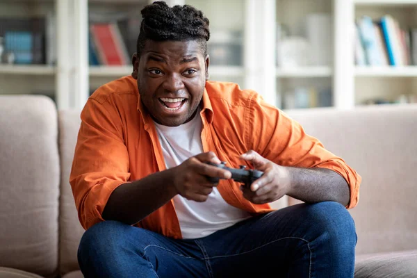 Resting Home Domestic Entertainment Concept Happy Young Chubby African American — ストック写真