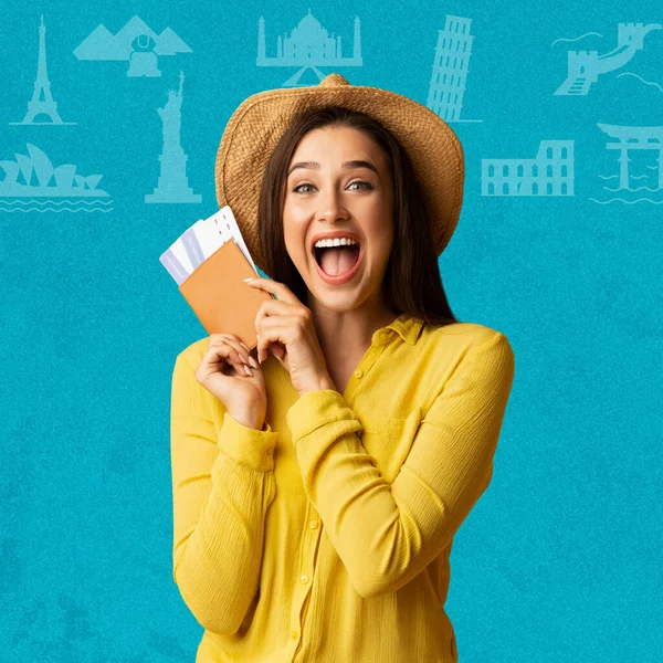Glad Excited Young European Woman Tourist Open Mouth Holding Tickets — Stock Photo, Image