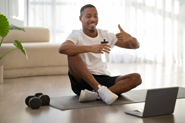 Positive Cheerful Athletic Handsome Young Black Guy Sportswear Sitting Yoga — Stock Photo, Image