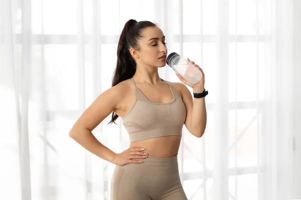 Hydratatie Tijdens Training Gezonde Levensstijl Fitness Concept Atletische Mooie Goed — Stockfoto