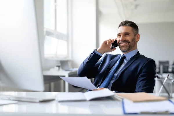 Corporate Communication Happy Middle Aged Male Manager Talking Mobile Phone — Stock Photo, Image