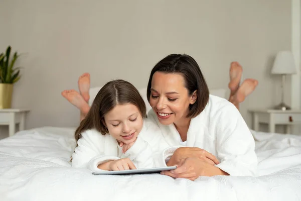 Glad Young Caucasian Female Teen Girl Bathrobe Watch Video Tablet — Stock Photo, Image