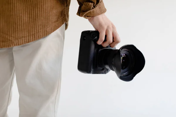 Photographer Standing Ready Work Holding Modern Camera Hand Closeup Cropped — Stock Photo, Image