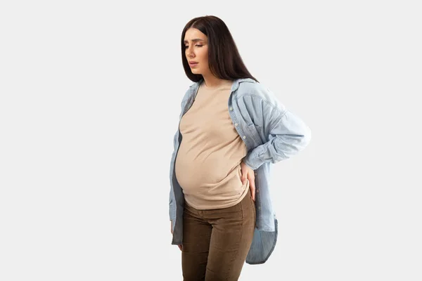 Zwangerschap Rugpijn Portret Van Een Zwangere Vrouw Die Pijn Onderrug — Stockfoto