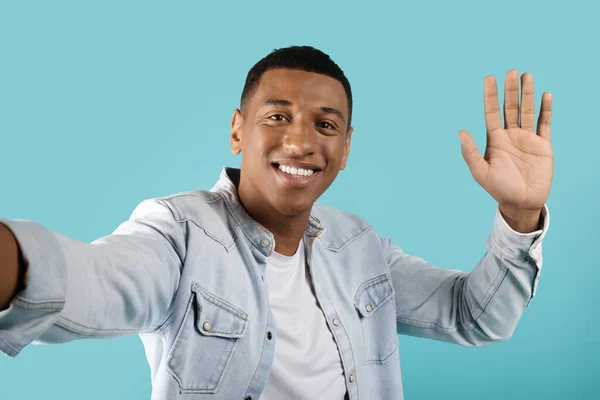 Cheerful Millennial Black Guy Casual Shoots Video Blog Takes Photo — Stock Photo, Image