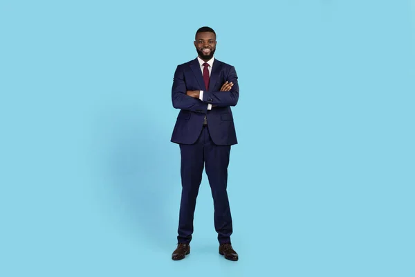 Portrait Confident Young Black Businessman Suit Standing Folded Arms Handsome — 스톡 사진