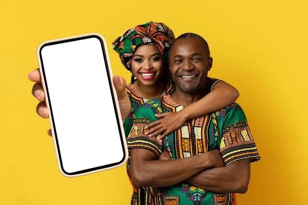 Vond Mijn Liefde Dating App Gelukkig Glimlachend Jong Mooi Afrikaans — Stockfoto
