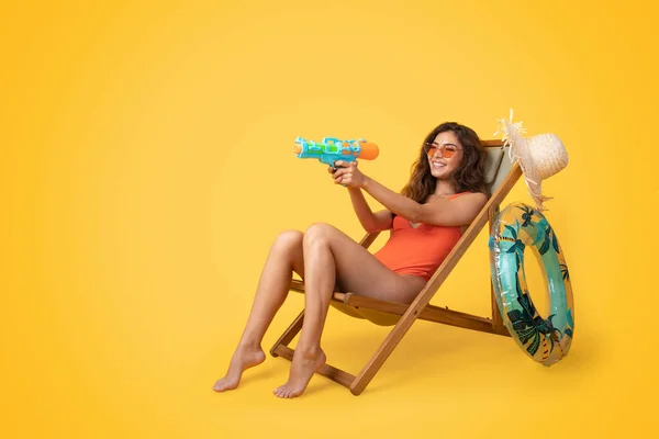 Glad Millennial Asian Lady Swimsuit Sunglasses Sit Deck Chair Enjoying — Stock Photo, Image