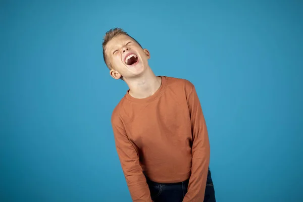 Tween Mood Swings Upset Preteen Boy Screaming Blue Background Anxious — Stock Photo, Image
