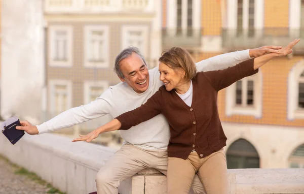 Bon Voyage Cheerful Senior Couple Posing Boarding Pass Tickets Passports — Stock Photo, Image