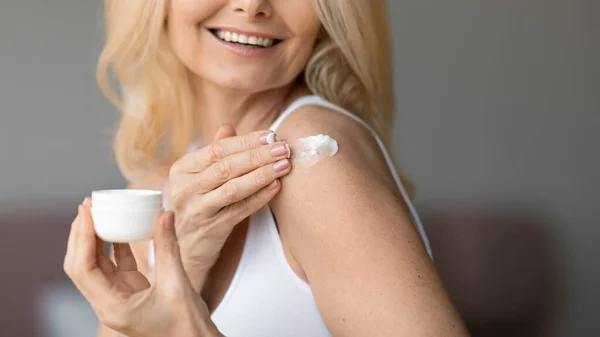 Smiling Aged Female Applying Cream Shoulder Enjoying Good Morning Daily — Stock Photo, Image