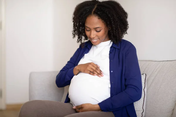 Positive Millennial African American Pregnant Lady Big Belly Enjoys Motherhood — Stock Photo, Image