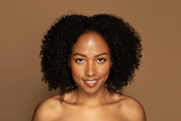 Closeup Portrait Hot Beautiful Naked Millennial 30S Black Woman Bushy — Stock Photo, Image