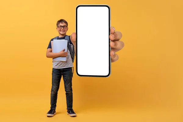 Educational App Excited Schoolboy Showing Smartphone Blank White Screen Kid — Stock Photo, Image
