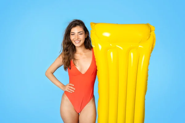 Cheerful Millennial Mixed Race Lady Swimsuit Inflatable Mattress Enjoys Holiday — Stock Photo, Image