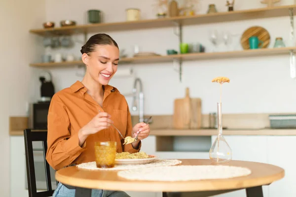 Young Caucasian Woman Eating Tasty Pasta Having Lunch Enjoying Delicious — Stock Photo, Image