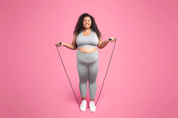 Positive Black Body Positive Woman Sportswear Posing Skipping Rope Doing — Stock Photo, Image