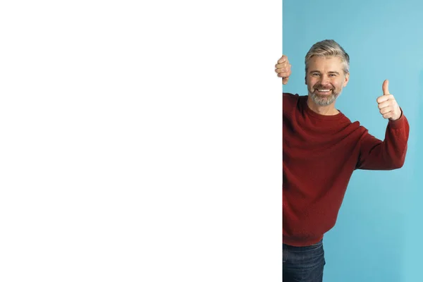 Happy Handsome Middle Aged Man Wearing Casual Outfit Standing Huge — Stock Photo, Image