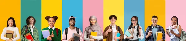 Diverse Groep Gelukkige Multiculturele Stijlvolle Jongeren Studenten Dragen Rugzakken Boeken — Stockfoto
