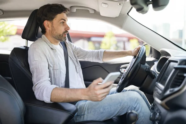 Distracted Driving Concept Shocked Scared Handsome Young Man Casual Outfit — Stock Photo, Image