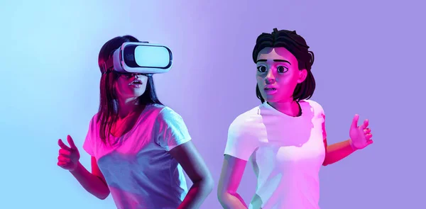 Aventura Virtual Gaming Jovem Engajando Com Avatar Metaverse Vestindo Óculos — Fotografia de Stock