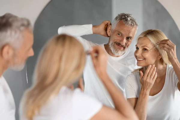 Family Skincare Mature Spouses Making Daily Beauty Routine Bathroom Happy — Stock Photo, Image