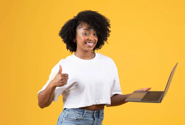 Cheerful Young Black Curly Lady White Shirt Show Thumb Laptop — Stock Photo, Image