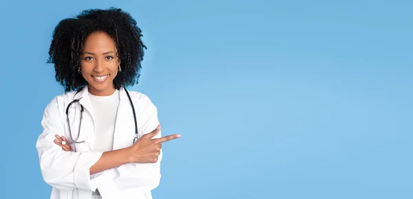 Positive Black Millennial Woman Doctor White Coat Point Finger Copy — Stock Photo, Image