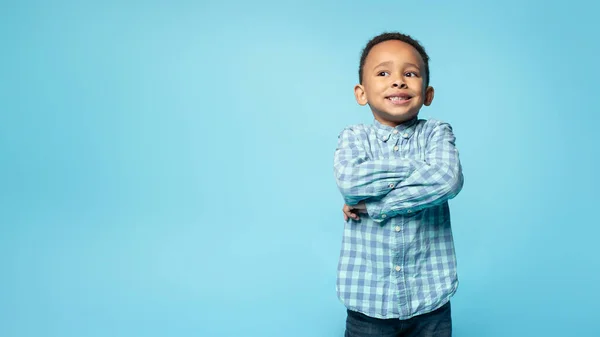 Special Offer Children Portrait Happy Little Black Boy Looking Aside — Stock Photo, Image
