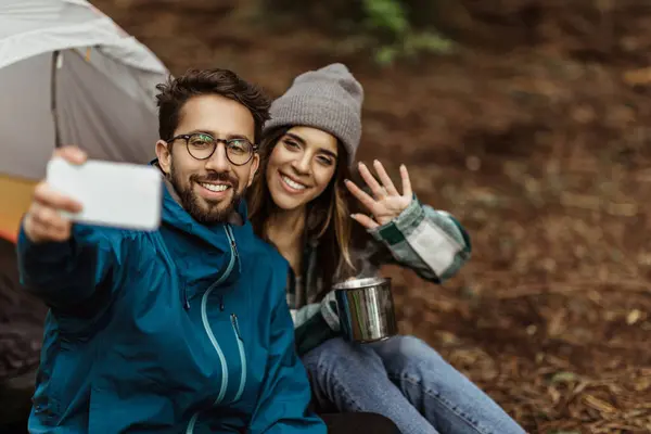 Positive Young Caucasian Family Jackets Sitting Tent Taking Selfie Phone — Stock Photo, Image
