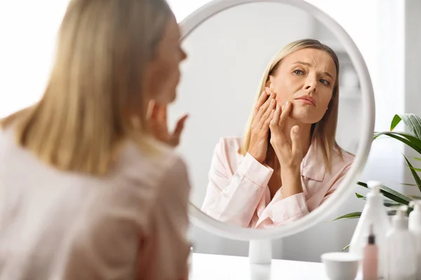 Skin Problems Upset Middle Aged Woman Looking Pimples Her Cheek — Stock Photo, Image