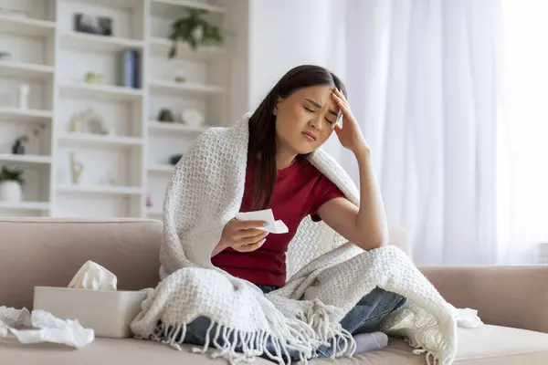 Seasonal Flu Concept Sick Asian Woman Covered Blanket Sitting Couch — Stock Photo, Image