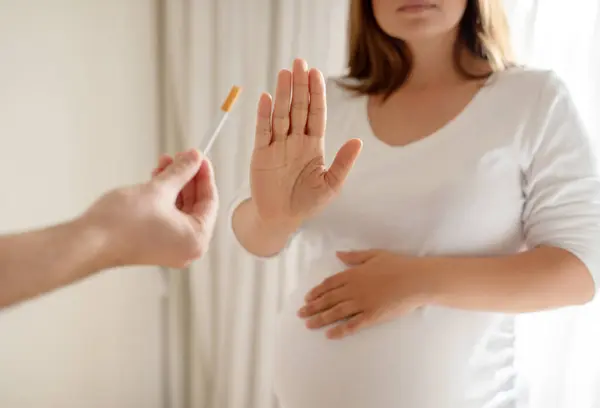 Smoking Pregnancy Pregnant Woman Refusing Take Cigarette Gesturing Stop Open — Stock Photo, Image