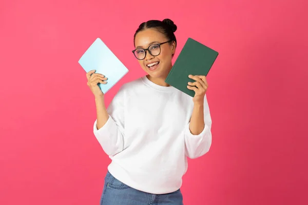 Cheerful Asian Woman Wearing Glasses Holding Books Hands Smiling Camera — Stock Photo, Image