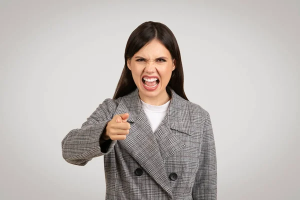 Furious Young Woman Gray Houndstooth Blazer Pointing Directly Camera Angry — Stock Photo, Image