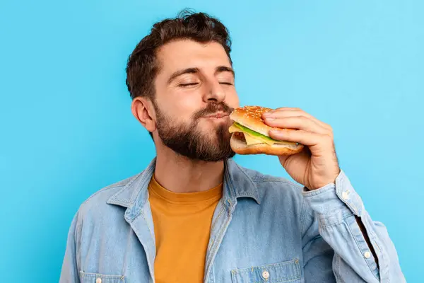 Junk Food Lover Portrait Cheerful Guy Posing Burger Eating Big — Stock Photo, Image