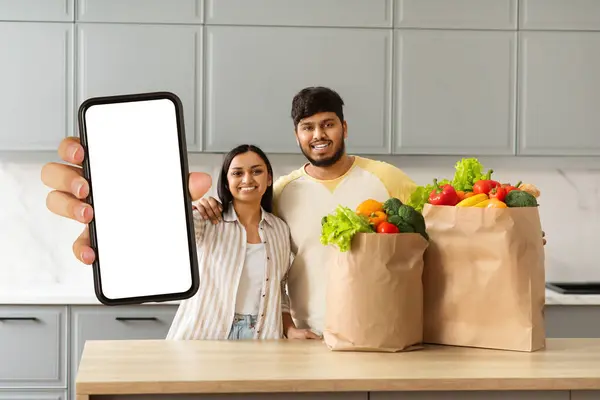 Consegna Generi Alimentari Online App Mobile Amata Coppia Indiana Che — Foto Stock
