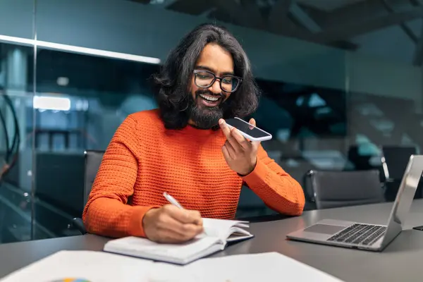 Hardworking Indian Man Manager Staying Late Dark Office Motivated Guy — Stock Photo, Image
